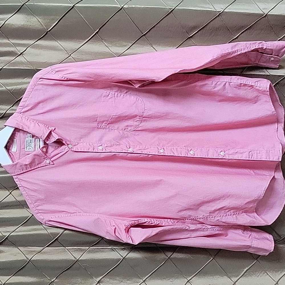 EUC- J. Crew ‘Secret Wash- Classic Fit’ Long Sleeve Button Down - Picture 3 of 6